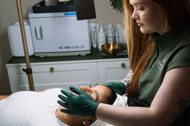 Honey Rose Aesthetics treatment room in West Puyallup, WA